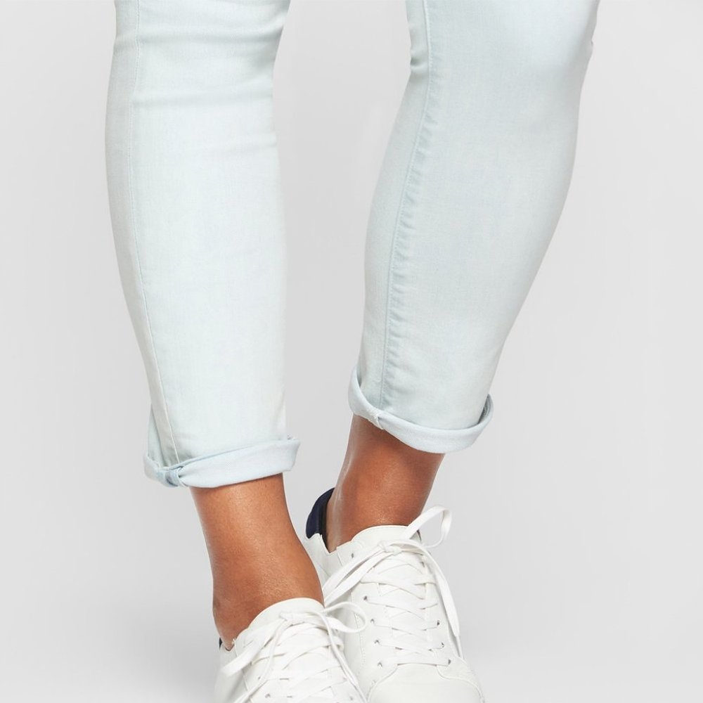 NWT! Athleta Women's Sculptek Crop Skinny Jeans Biscayne Wash/Size-6 - Picture 7 of 11